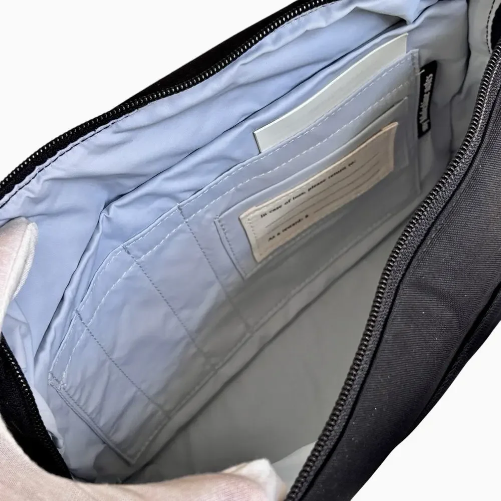 NWT Moleskine ID Collection Reporter Bag. Fits Devices 11” Black Water Resistant
